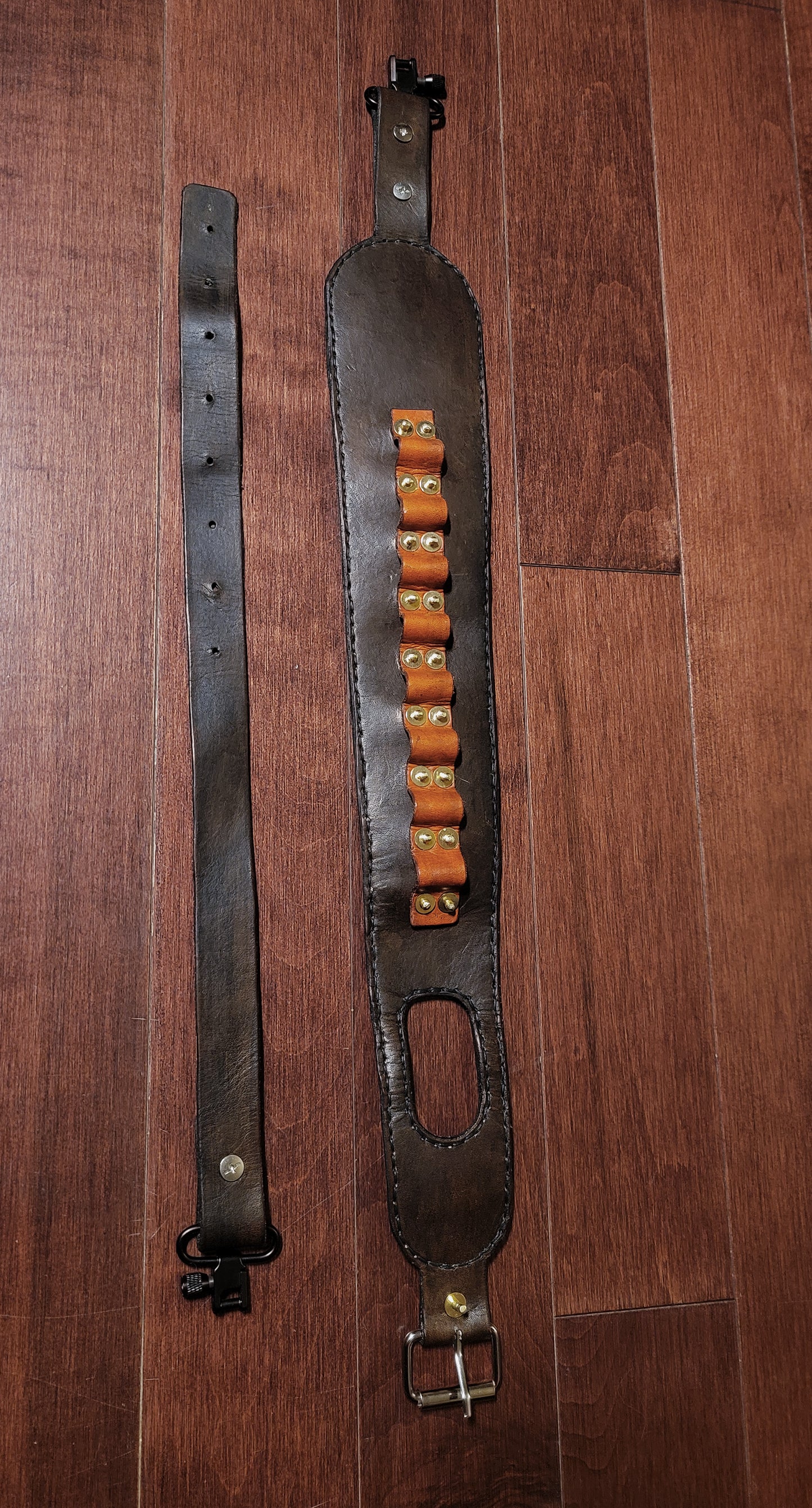 Versatile Comfort: Adjustable Leather Rifle Sling for a Perfect Fit