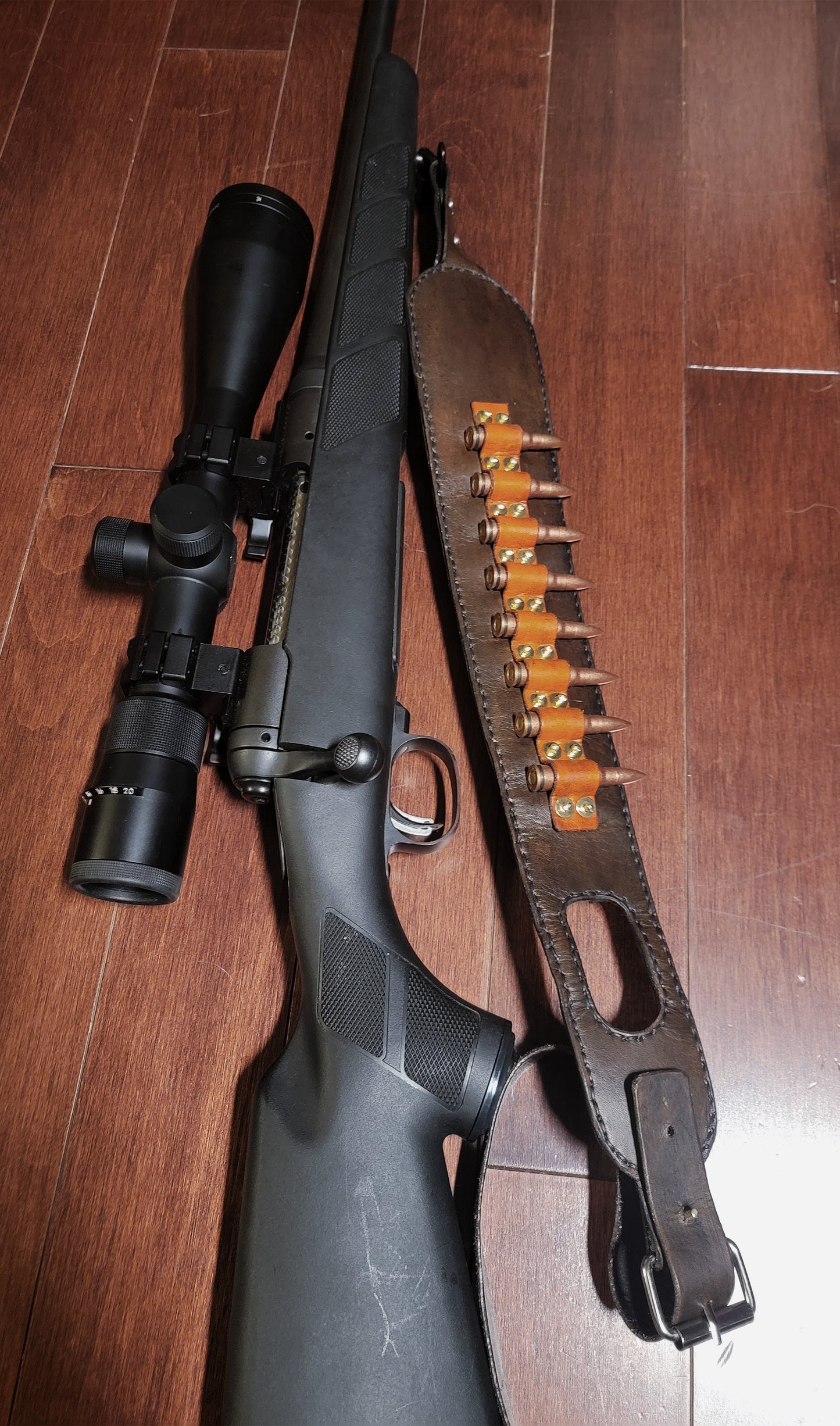 Versatile Comfort: Adjustable Leather Rifle Sling for a Perfect Fit