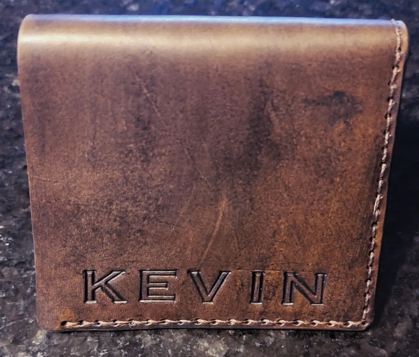 Personalized Elegance: Handcrafted Leather Wallets Customized with Your Name