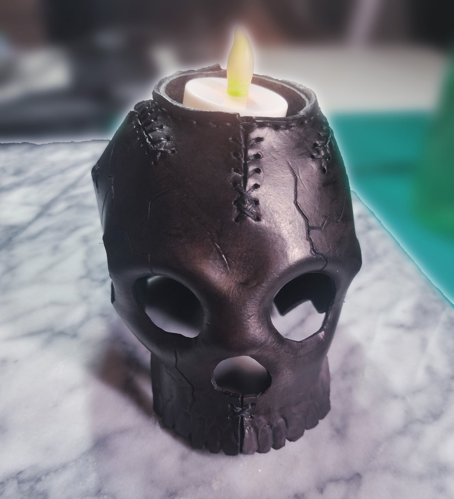 Mystic Shadows: Handcrafted Leather Skull Candle Holders for an Enchanting Atmosphere